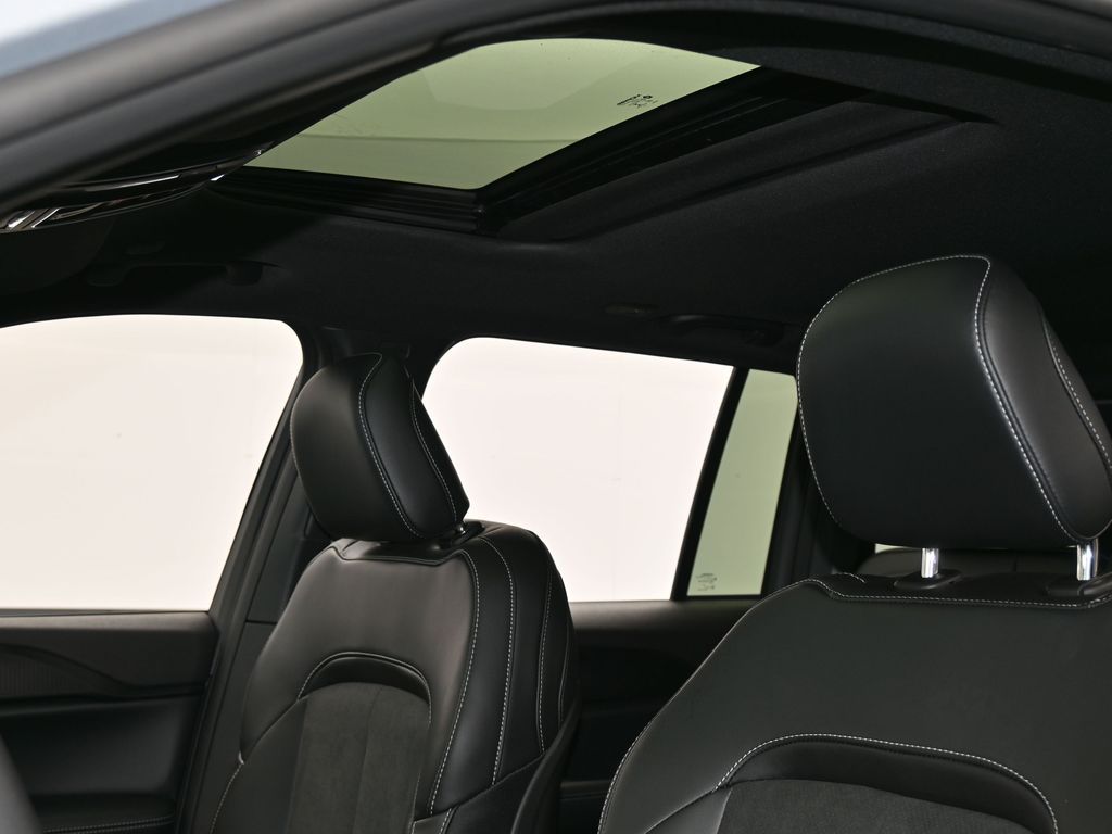 New 2025 Silver Zynith Jeep Altitude X image 11