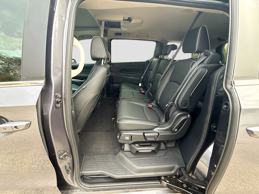 2025 Honda Odyssey Touring Gray at Shottenkirk Kia Fort Bend