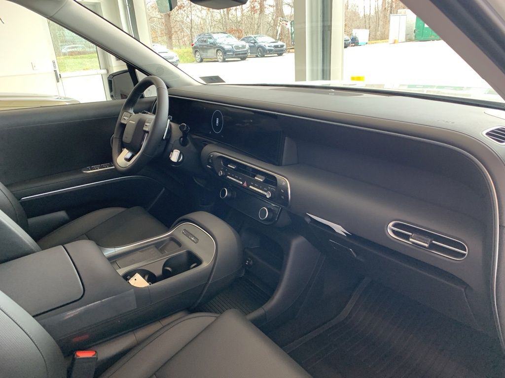 New 2026 White Hyundai SEL image 21