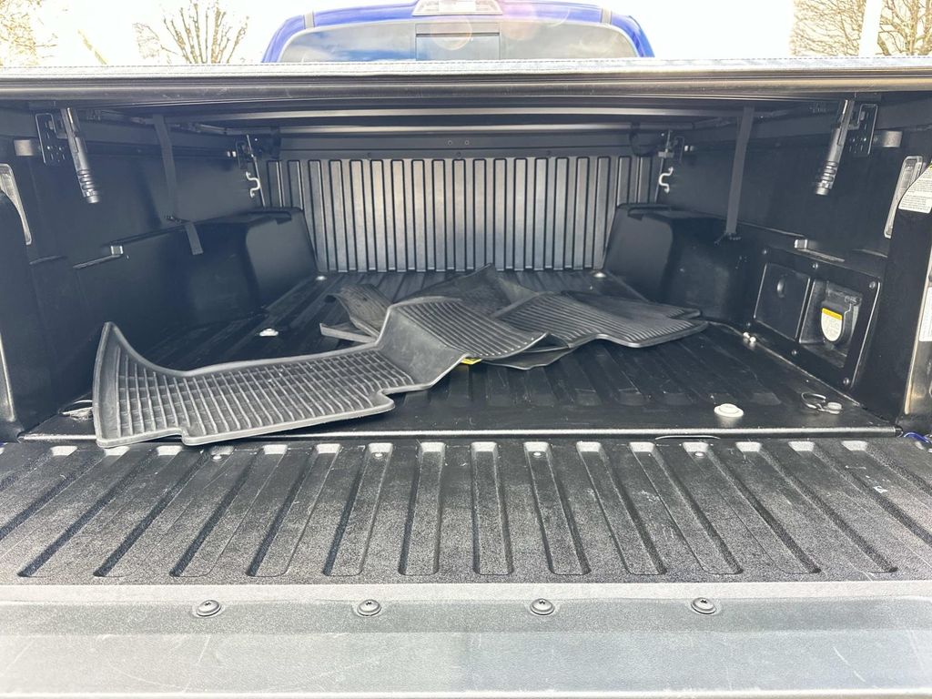 Thumbnail: 2023 Toyota Tacoma - 23