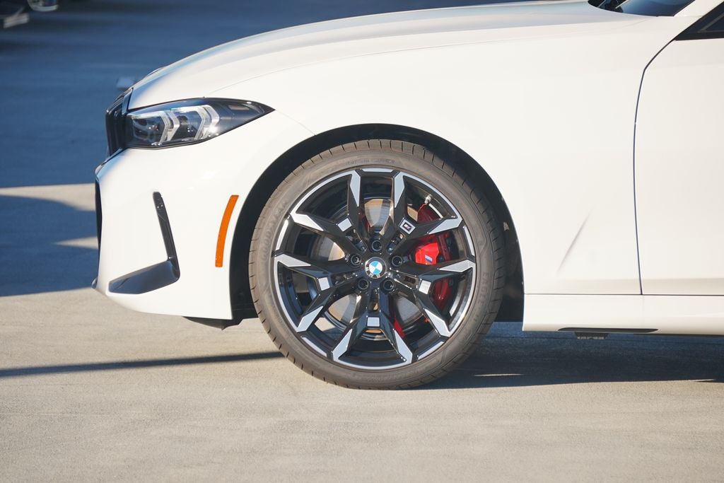 Thumbnail: 2026 BMW 3 Series - 5