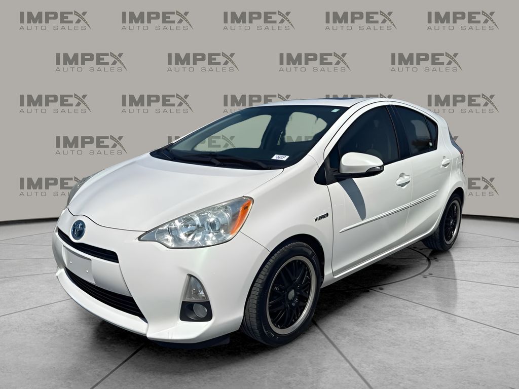 Moonglow 2013 Toyota Prius c Hatchback Front-Wheel Drive Continuously Variable Transmission