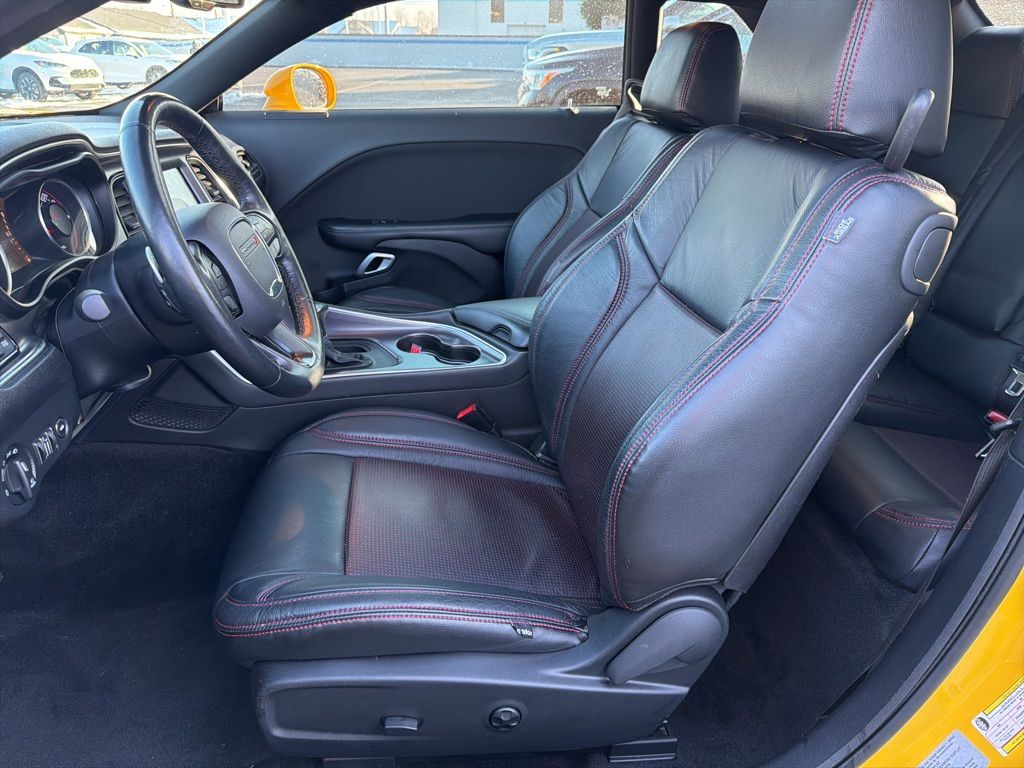 Thumbnail: 2017 Dodge Challenger - 18