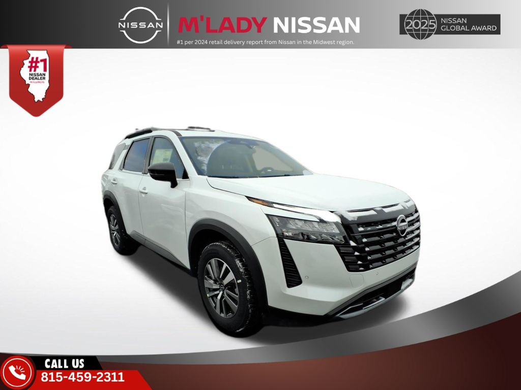 2026 Nissan Pathfinder SL 4WD's photo