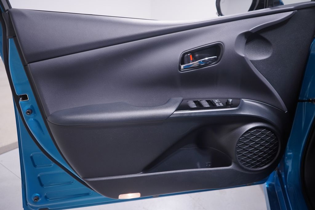 2019 Toyota Prius Prime Advanced 17