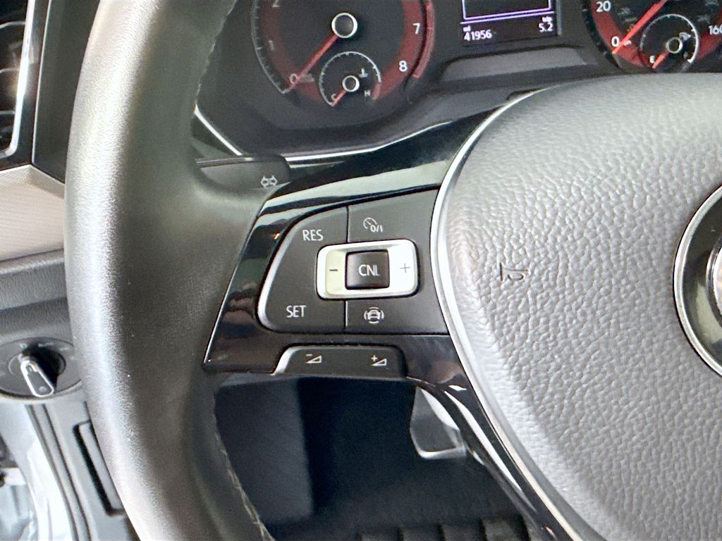 Thumbnail: 2021 Volkswagen Jetta - 11