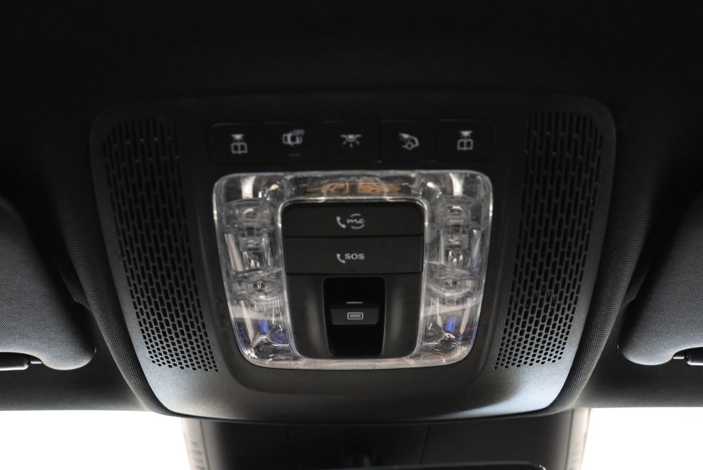 Thumbnail: 2025 Mercedes-Benz CLA - 17