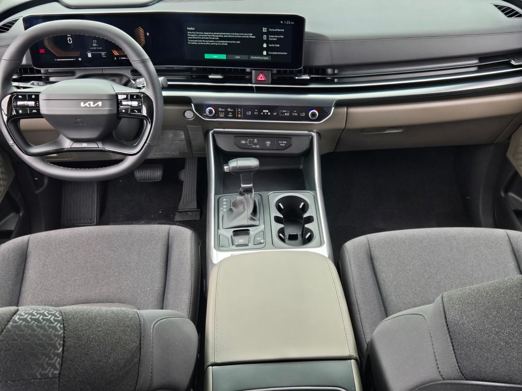 2027 Kia Carnival - $39,065