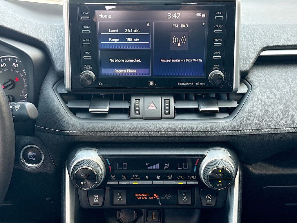 Thumbnail: 2021 Toyota RAV4 - 14