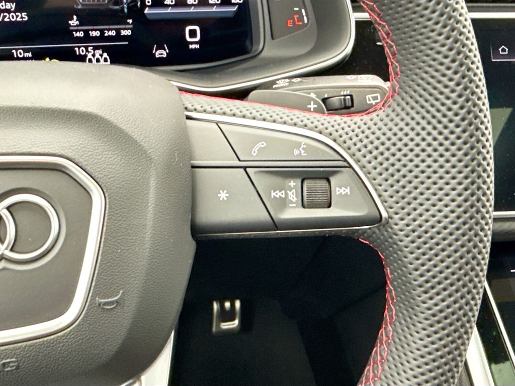 Thumbnail: 2026 Audi Q8 - 13