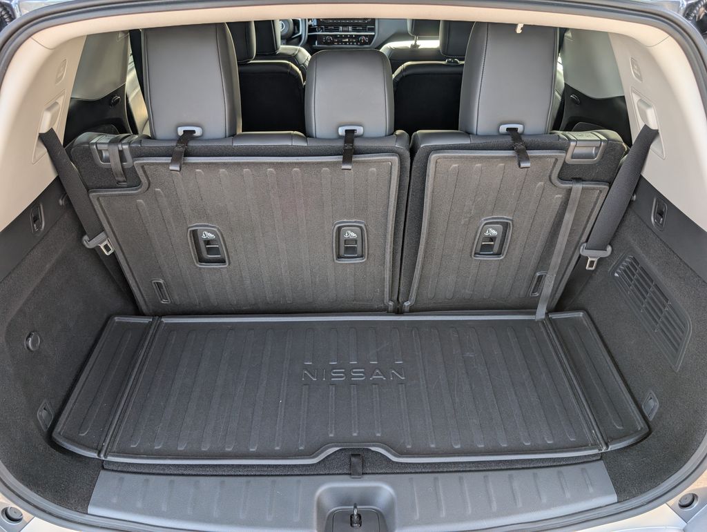 Used 2025 Nissan Pathfinder SUV