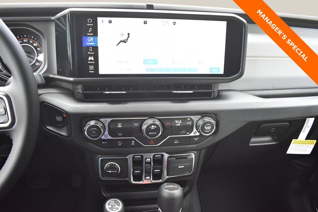 New Car 2025 Jeep Gladiator  Sport S For Sale Under $40,000 In Austin, Texas