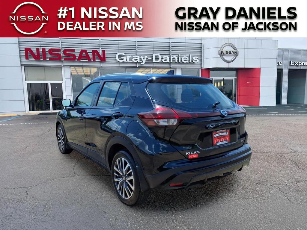 Used 2021 Nissan Kicks SUV