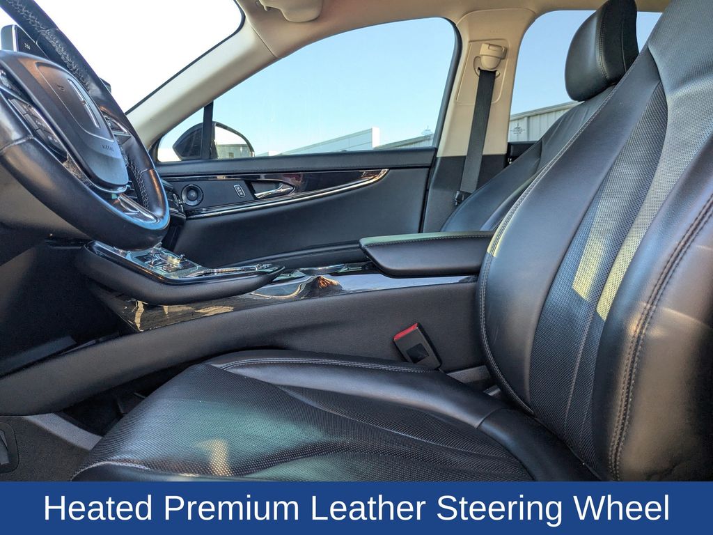 2021 Lincoln Nautilus Reserve