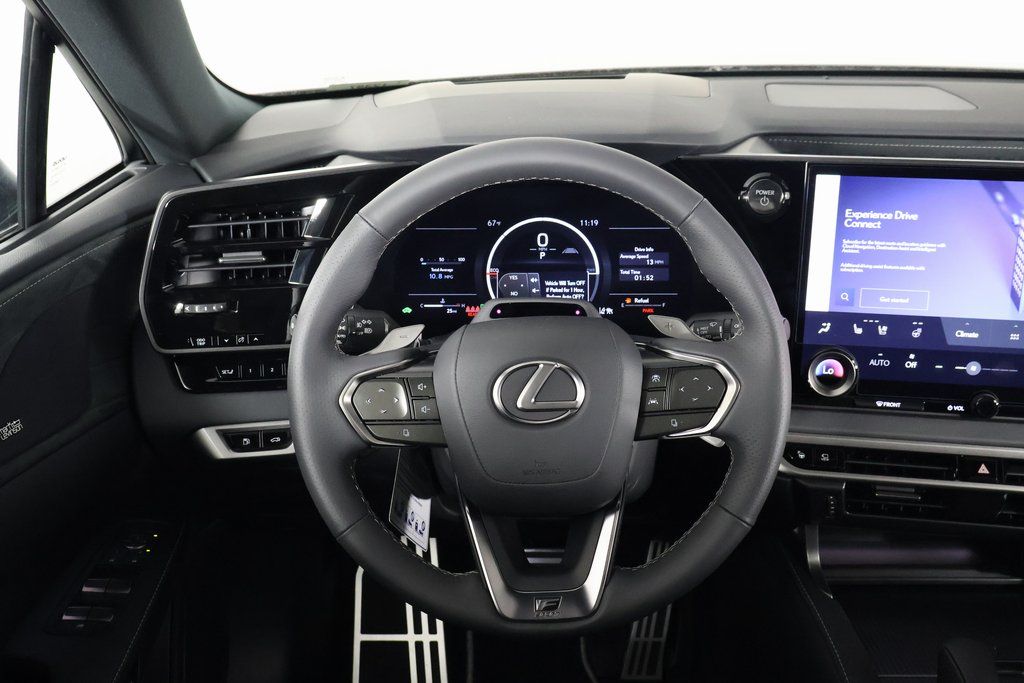 View vehicle photo 3