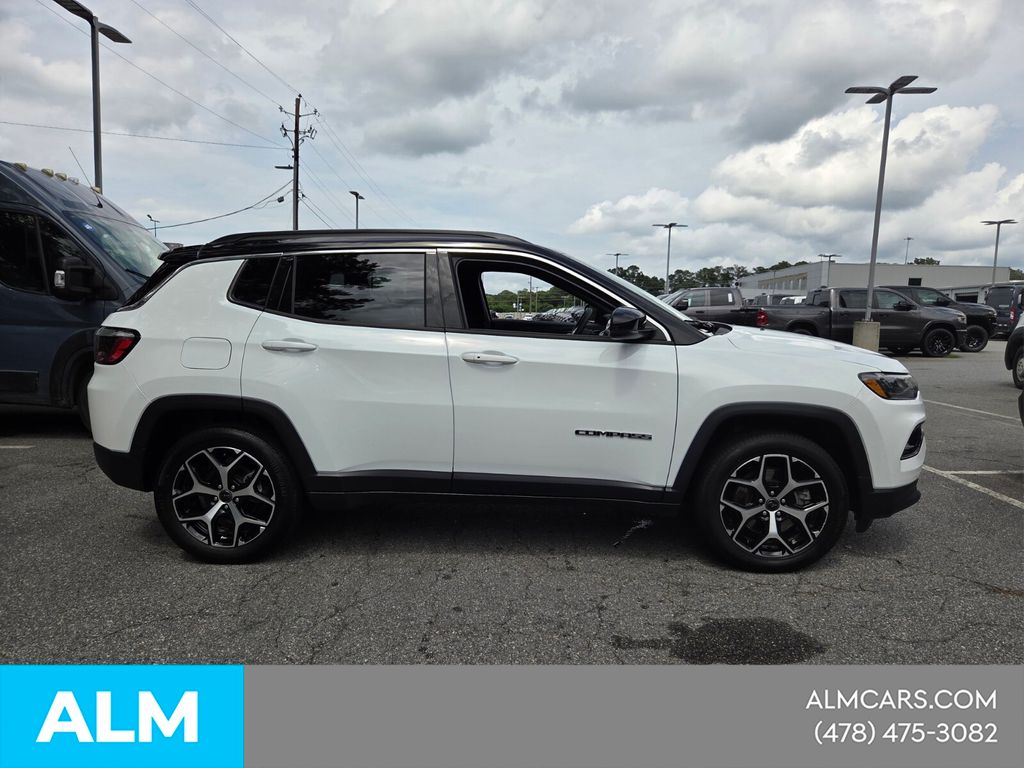 Used 2025 White Jeep Limited image 13