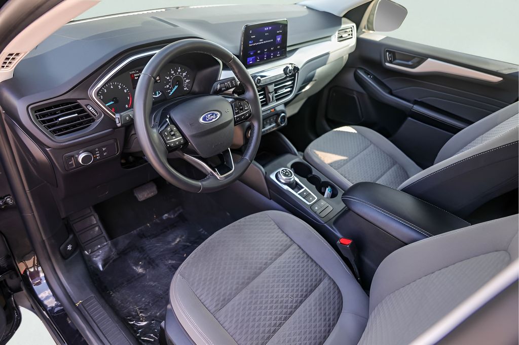 Used Car 2022 Ford Escape  Se For Sale Under $20,000 In Austin, Texas