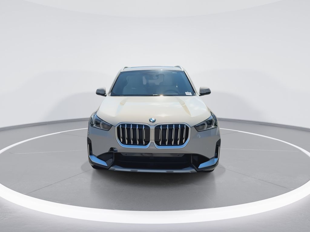 Thumbnail: 2027 BMW X1 - 3