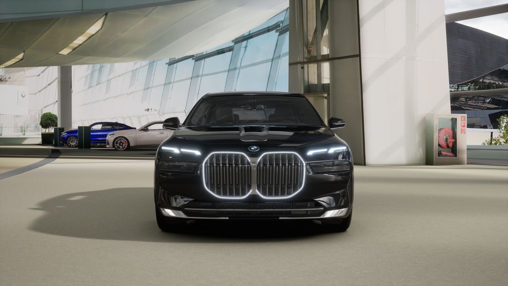 Thumbnail: 2025 BMW i7 - 31