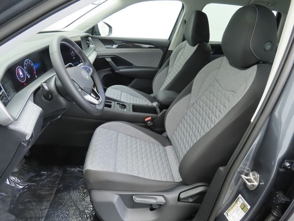 Thumbnail: 2026 Volkswagen Tiguan - 19