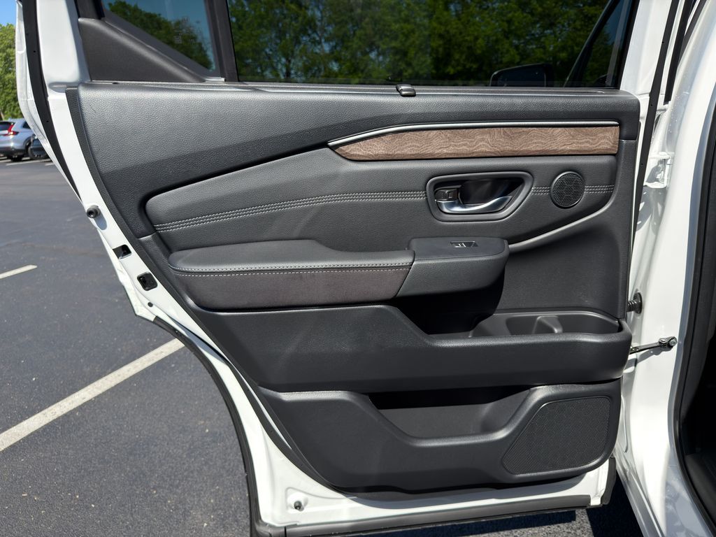Thumbnail: 2026 Honda Pilot - 20
