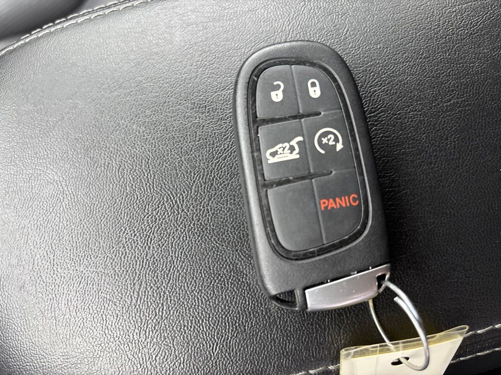 Used 2023 Jeep Cherokee SUV