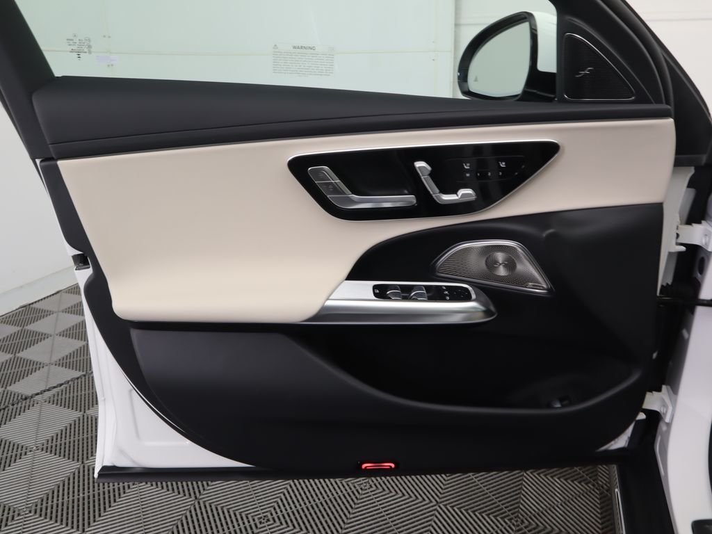 Thumbnail: 2026 Mercedes-Benz E-Class - 26