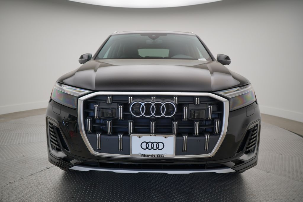 2025 Audi Q7  5