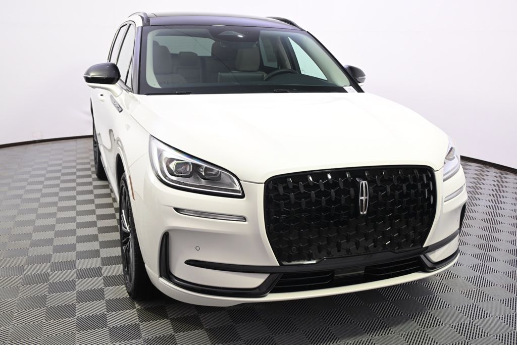 New 2026 White Lincoln Reserve image 9