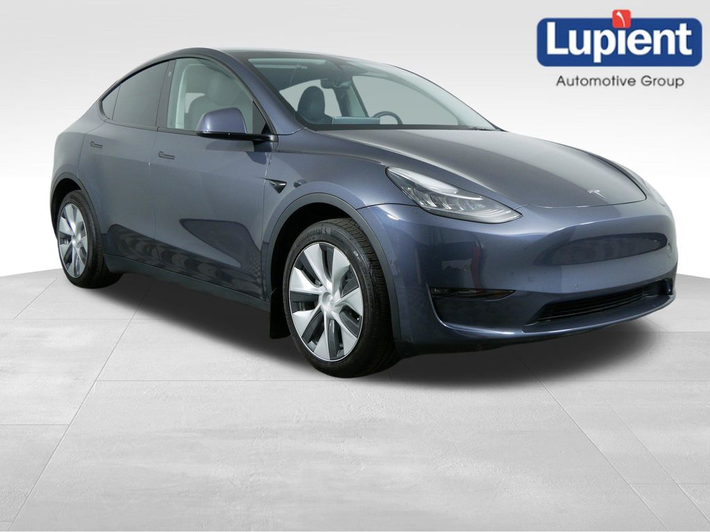 Midnight Silver Metallic 2022 Tesla Model Y Long Range AWD SUV / Crossover All-Wheel Drive 1-Speed Automatic