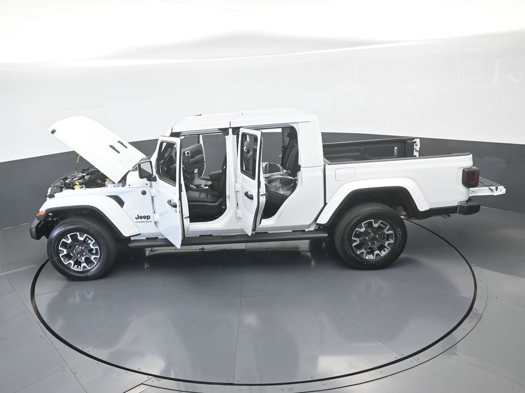 New 2026 Bright White Clearcoat Jeep Sahara image 61