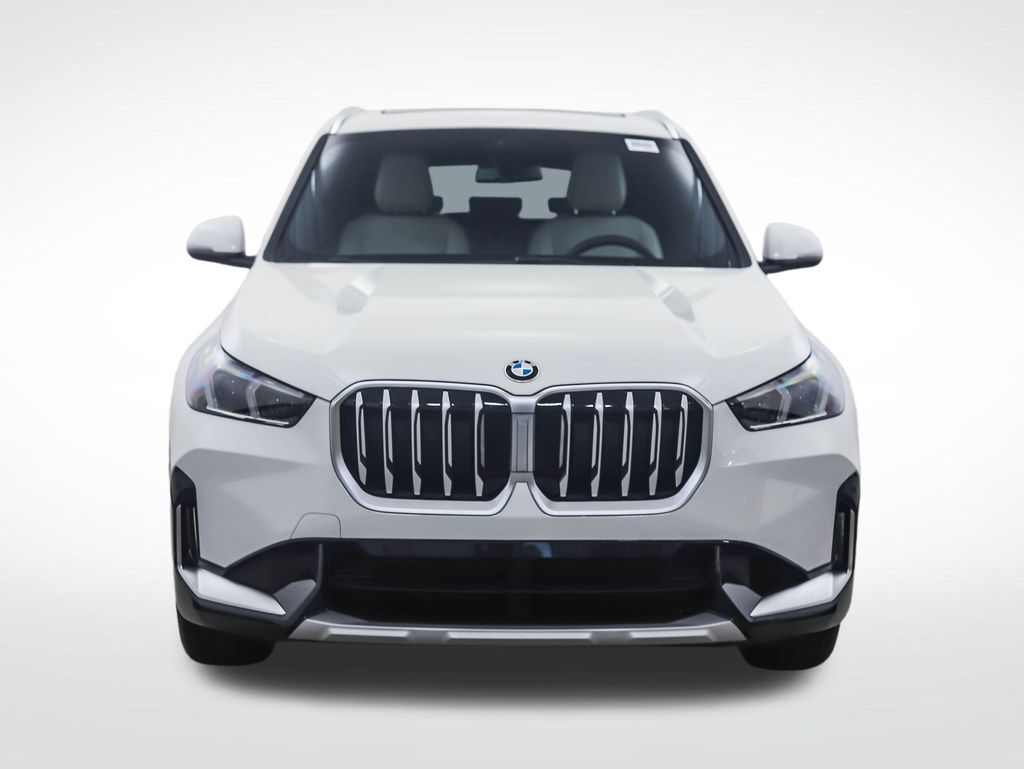 Thumbnail: 2025 BMW X1 - 9