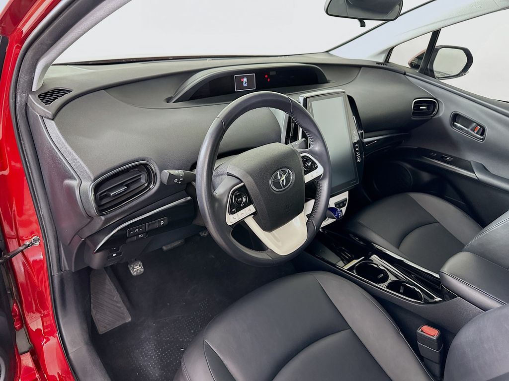 Thumbnail: 2018 Toyota Prius Prime - 9