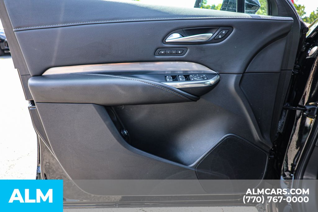 Used 2025 Black Cadillac Premium Luxury image 47