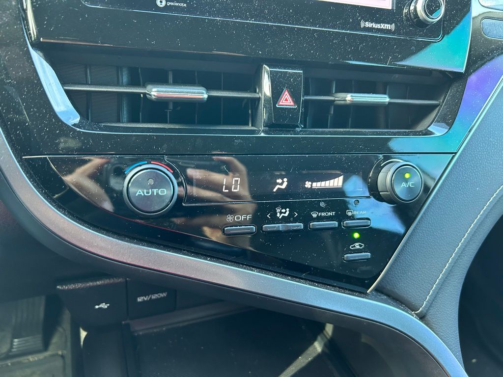Thumbnail: 2021 Toyota Camry - 26