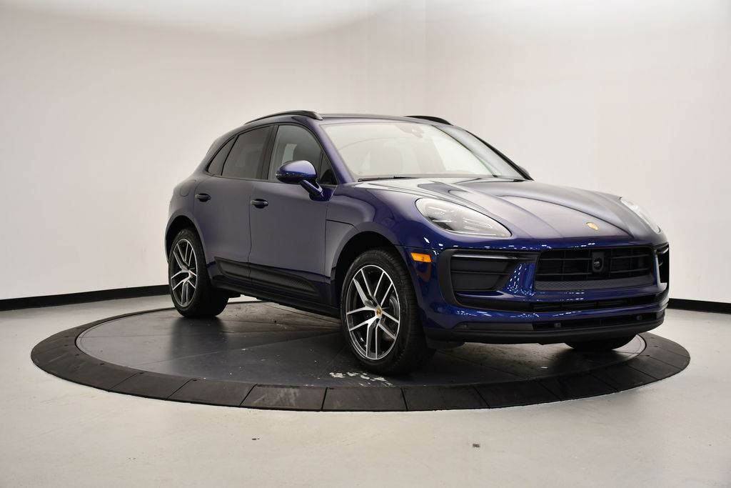 Thumbnail: 2025 Porsche Macan - 9