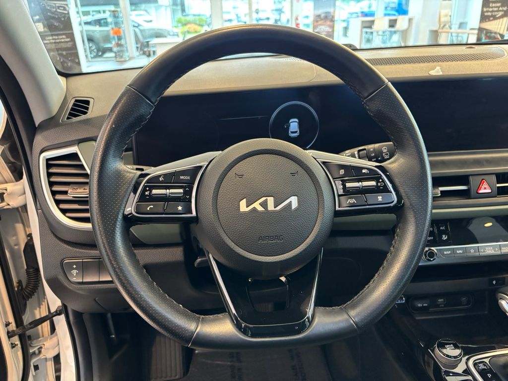 2024 Kia Seltos SX