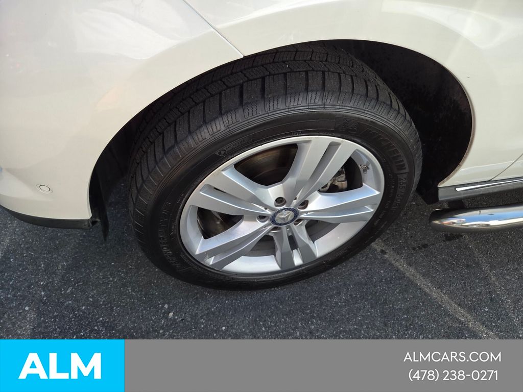 Used 2015  Mercedes-Benz ML 350 image 18
