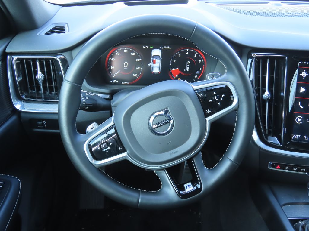 Thumbnail: 2019 Volvo V60 - 6