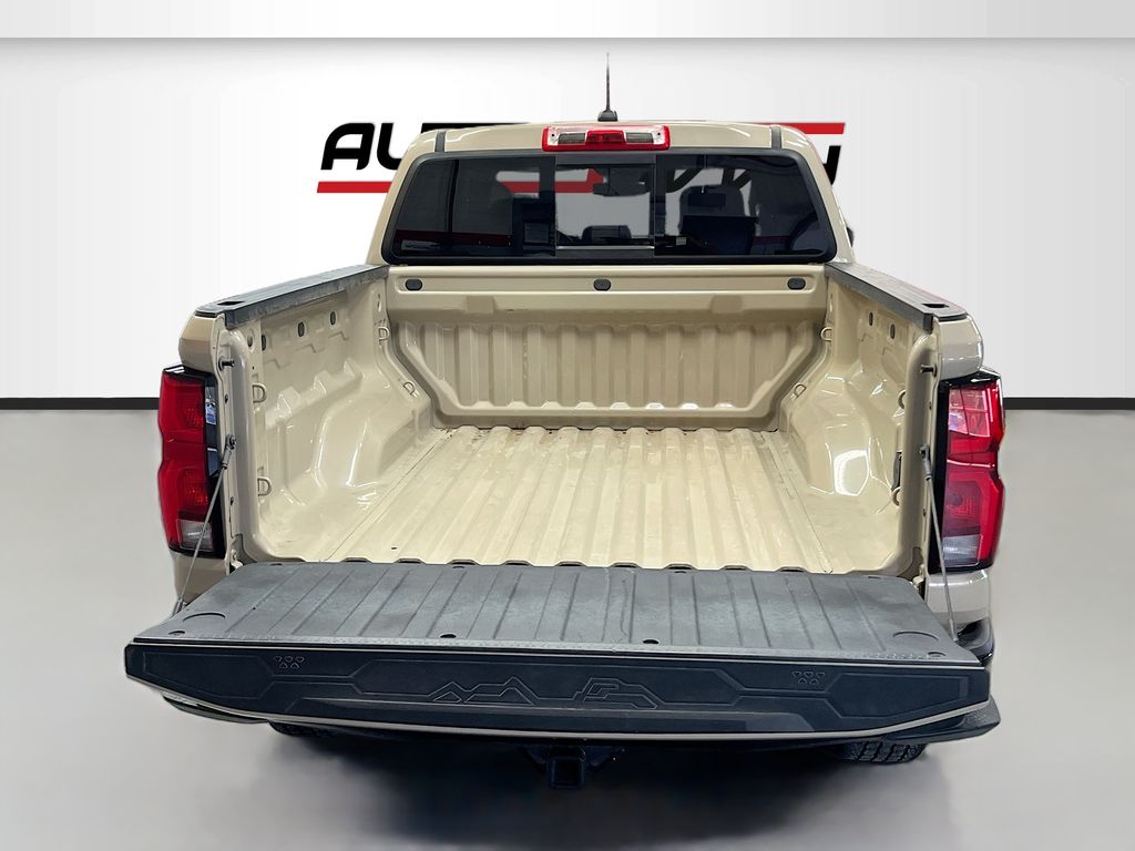 Used 2024 Sand Dune Metallic Chevrolet Z71 image 25