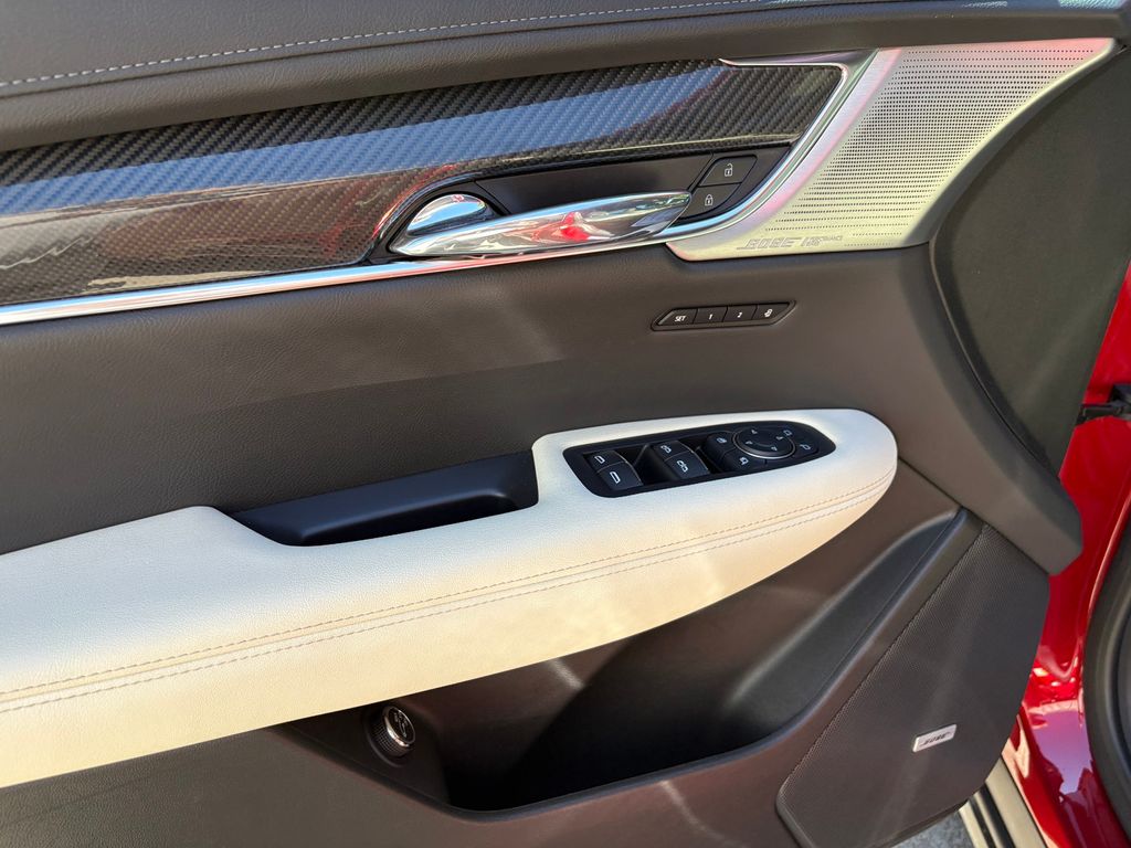 2021 Cadillac XT6 Sport