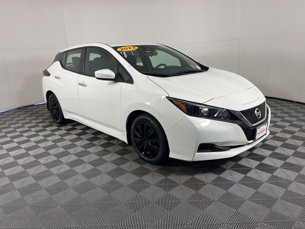 Thumbnail: 2022 Nissan Leaf - 15