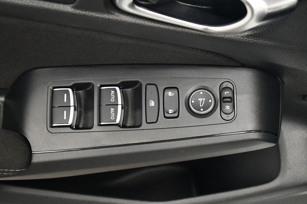 Thumbnail: 2023 Honda Civic - 15