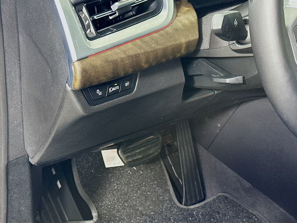 Thumbnail: 2023 BMW X1 - 10