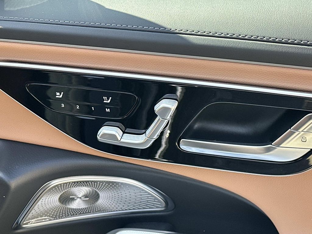 Thumbnail: 2026 Mercedes-Benz E-Class - 11