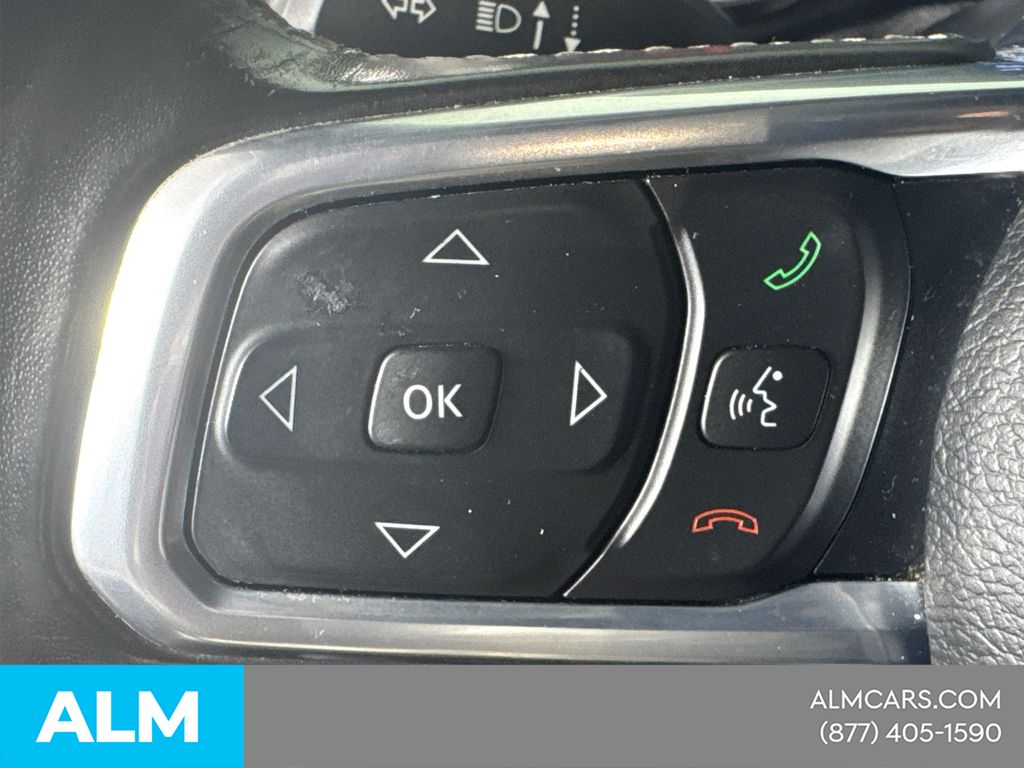 Used 2020 White Jeep Rubicon image 27