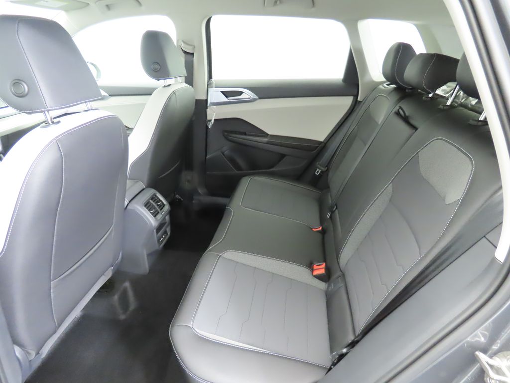 Thumbnail: 2026 Volkswagen Taos - 21