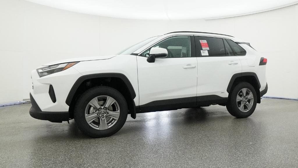 Thumbnail: 2025 Toyota RAV4 - 4