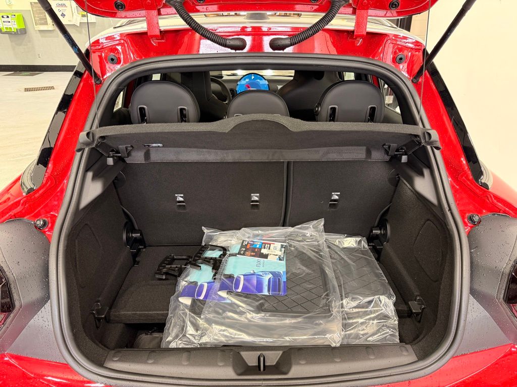 Thumbnail: 2026 MINI Cooper - 23