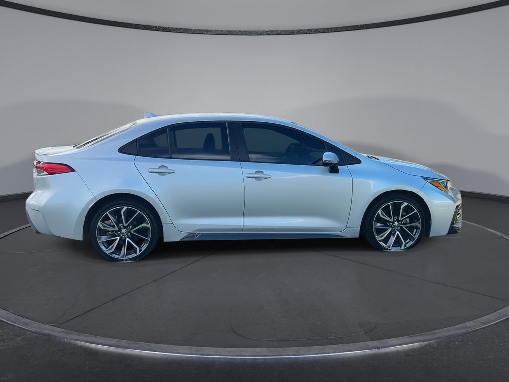 Thumbnail: 2021 Toyota Corolla - 9